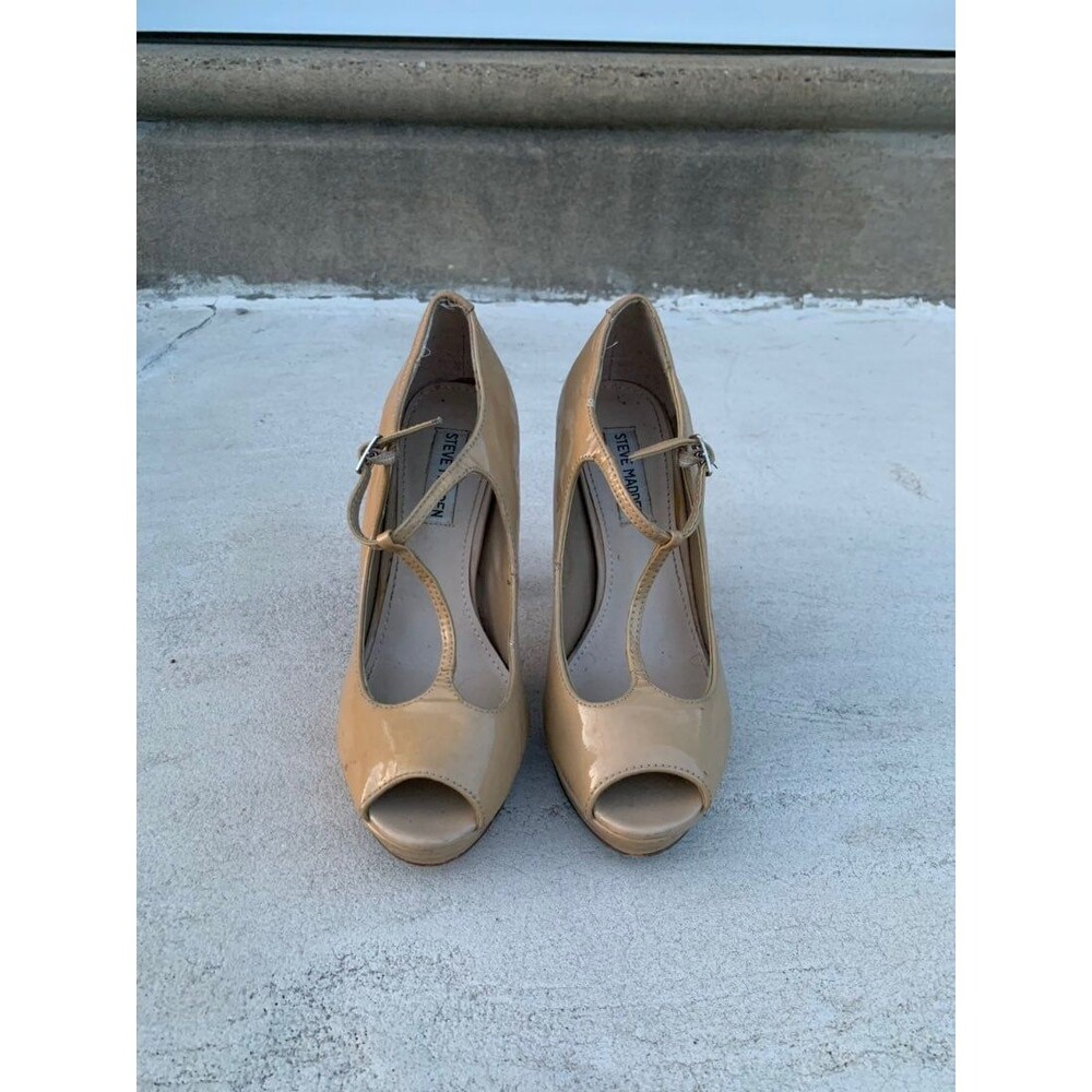 Steve Madden Nude Heels